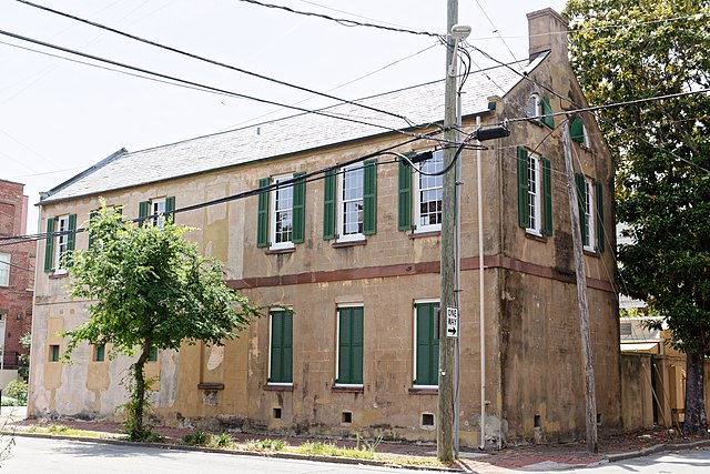 The slave quarters and carriage house of the Owens Thomas House.